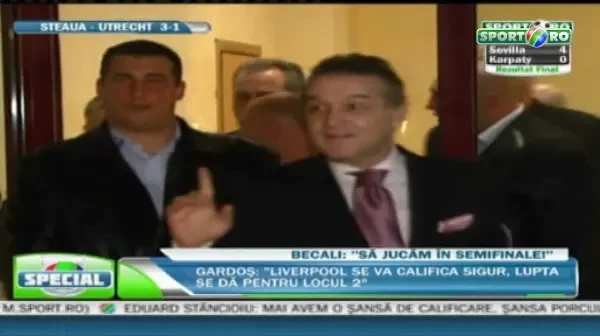 VIDEO: Show marca Gigi Becali! S-a urcat pe Rolls, la cererea fanilor si a cantat Tiki taka, tiki takaaa! :))