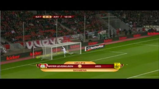 VIDEO Cum sa faci o aparare PRAF din 4 mutari! Vezi golul lui Vidal pentru Bayer!