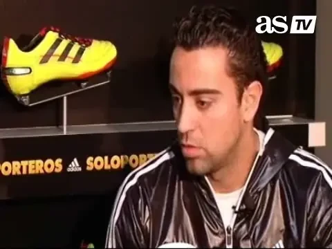 Xavi si-a prezentat noile ghete Predator!