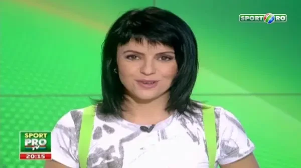 FOTO / Jorge Lorenzo a primit casca din aur cu 1800 de pietre Swarovski!