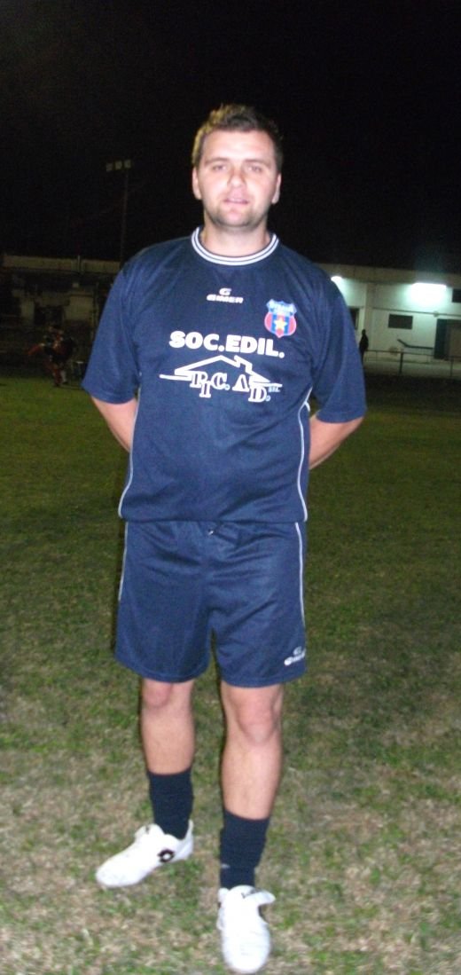 FOTO SENZATIONAL! Steaua fara Gigi Becali joaca in Liga a 8-a din Italia! Vezi cum arata echipa romanilor din Roma!_7