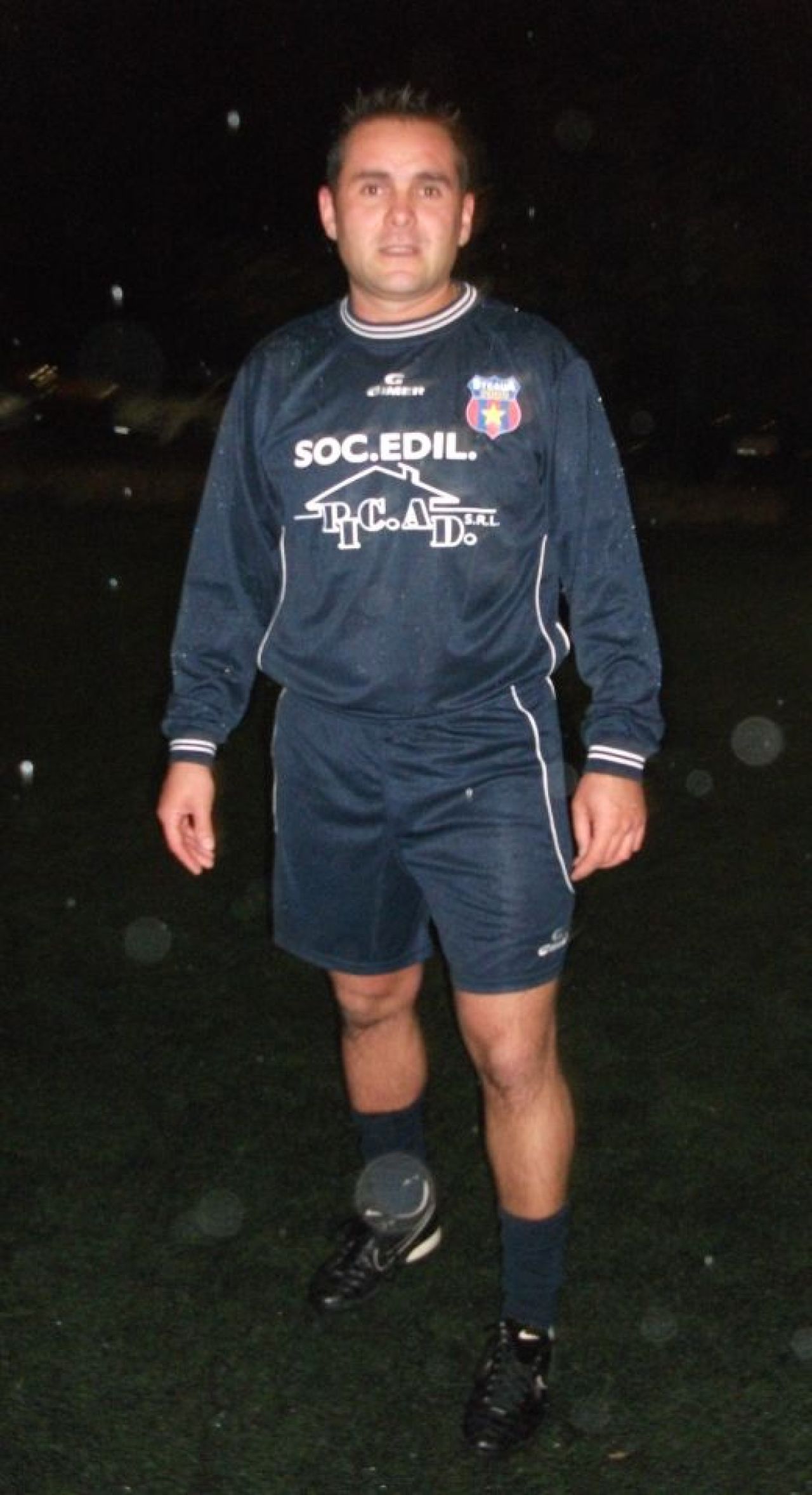 FOTO SENZATIONAL! Steaua fara Gigi Becali joaca in Liga a 8-a din Italia! Vezi cum arata echipa romanilor din Roma!_8