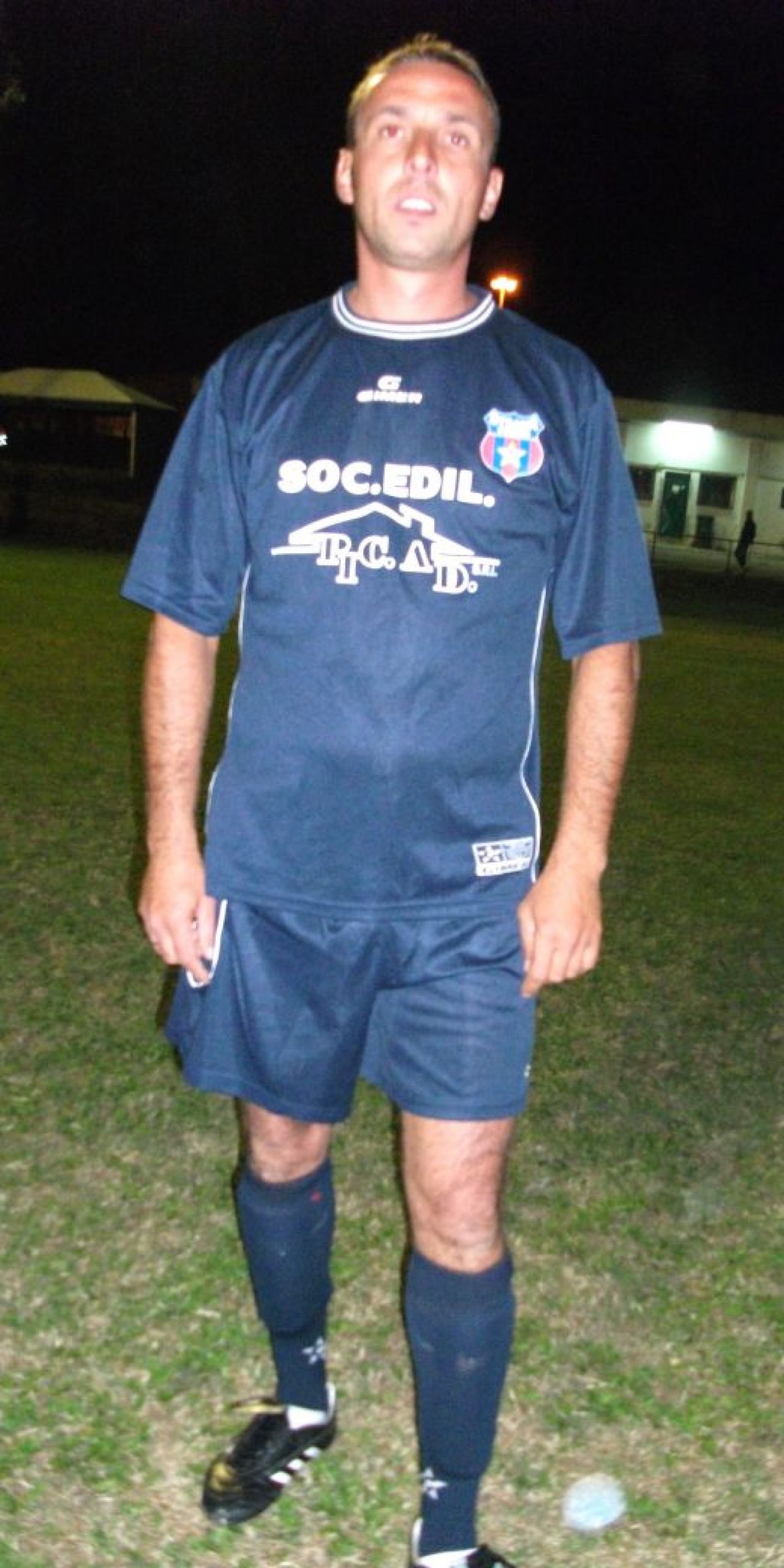 FOTO SENZATIONAL! Steaua fara Gigi Becali joaca in Liga a 8-a din Italia! Vezi cum arata echipa romanilor din Roma!_9
