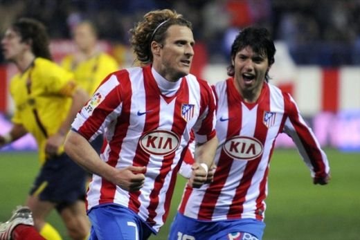 Forlan nu ajunge la Real Madrid! Vezi pana cand ramane la Atletico!