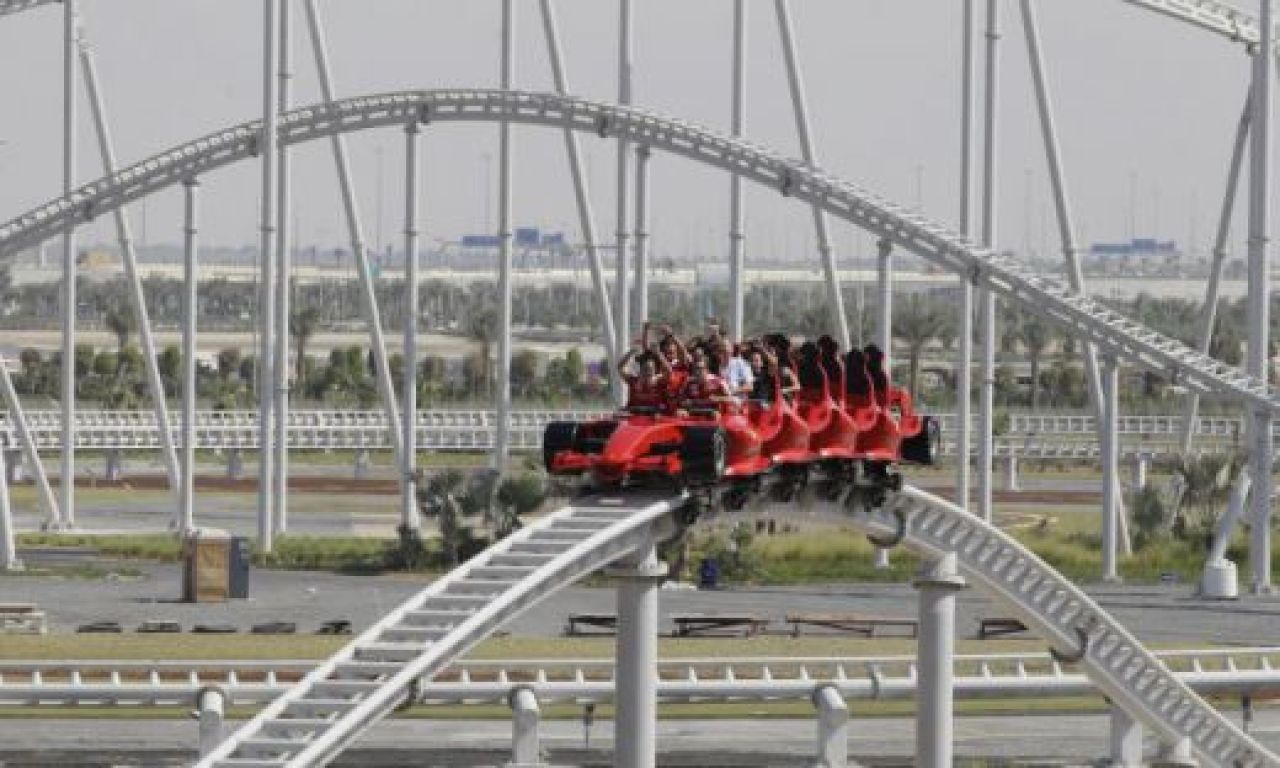 VIDEO / Massa si Alonso s-au dat intr-un montagne-russe care atinge 240 km/h in 4.9 secunde:_11