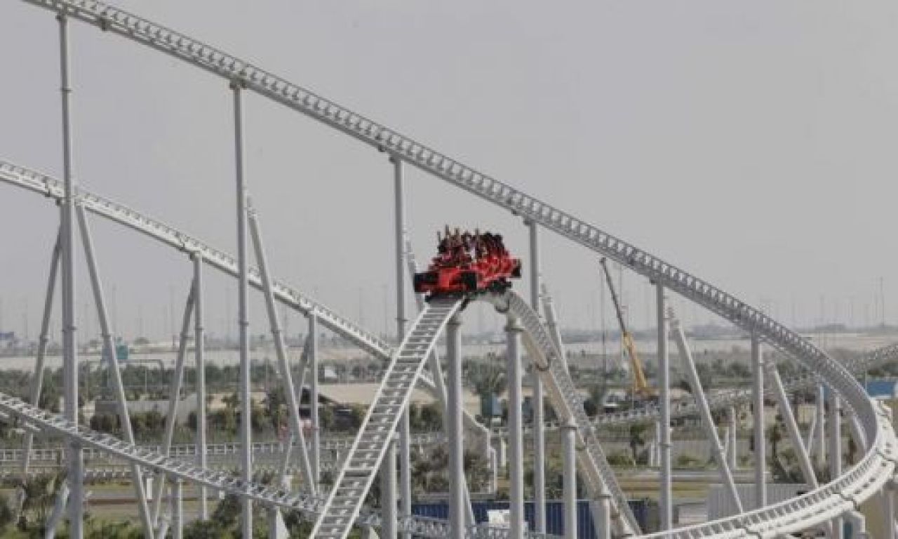 VIDEO / Massa si Alonso s-au dat intr-un montagne-russe care atinge 240 km/h in 4.9 secunde:_12