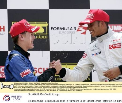 Poza de colectie: pustiul Vettel alaturi de Michael Schumacher! Cele mai tari 21 de poze din cariera noului IDOL din F1:_10