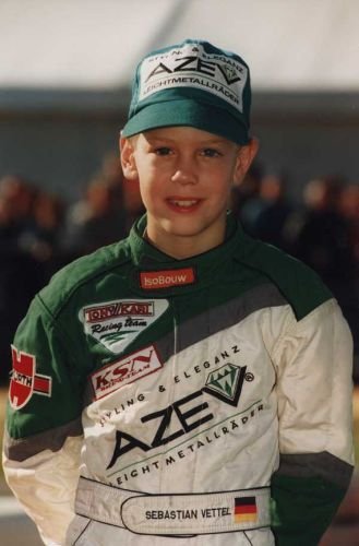 Poza de colectie: pustiul Vettel alaturi de Michael Schumacher! Cele mai tari 21 de poze din cariera noului IDOL din F1:_17
