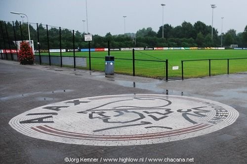 FABULOS! Fabrica de fotbalisti: TOTUL despre academia lui Ajax!_7