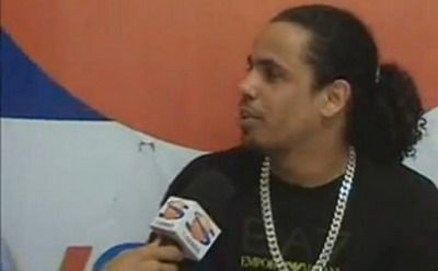 Cine este jucatorul din poza?