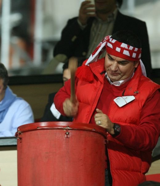 FOTO Cele mai tari costumatii inventate de Borcea pentru Dinamo! :)_9