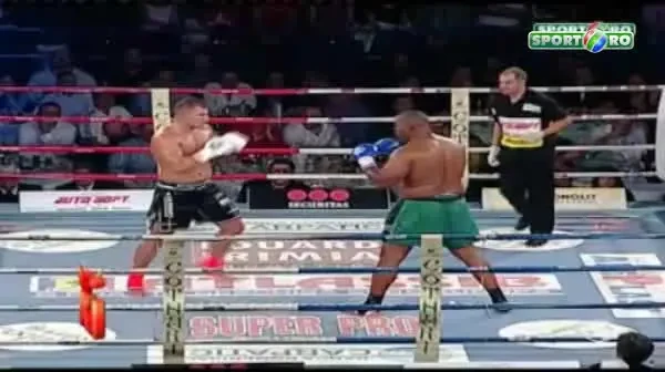 Raul Catinas (Romania) v Imani Leeb (SUA)