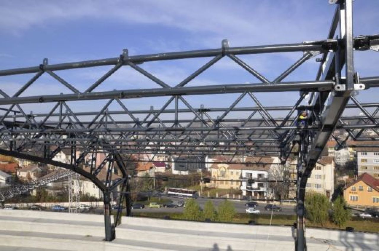 Noul stadion din Cluj costa cu 10 milioane de euro mai mult! FOTO: Cluj Arena incepe sa semene cu macheta!_37