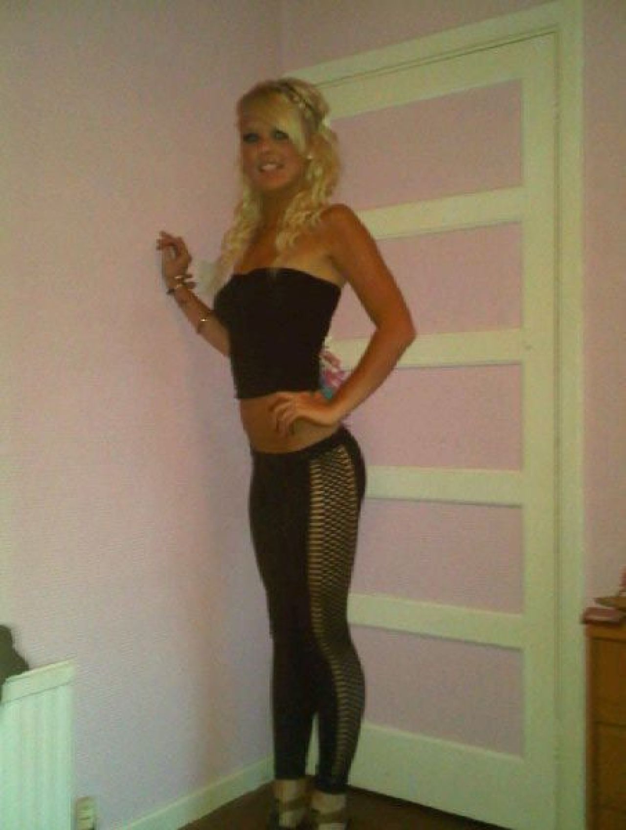 FOTO Wilshere, urmasul de 18 ani al lui Rooney: a facut sex cu o prostituata in cantonamentul lui Arsenal!_19