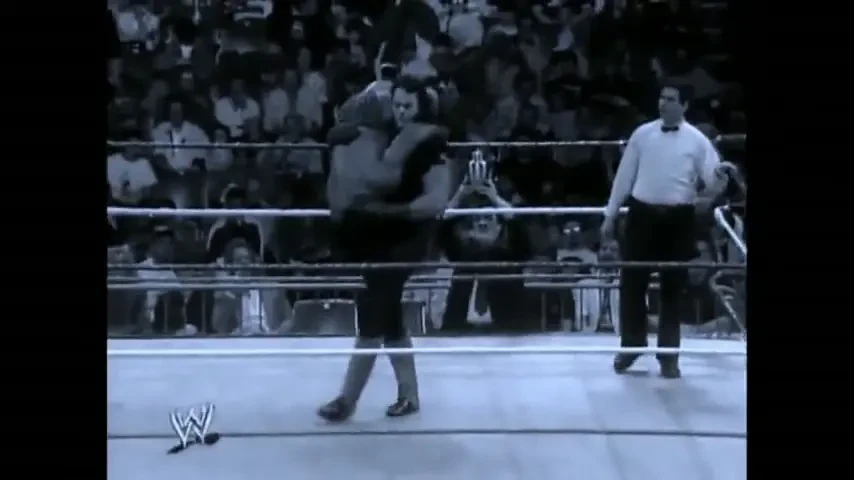 CEL MAI BUN din istorie - 20 de ani cu Undertaker! Vezi cele mai tari momente din cariera lui