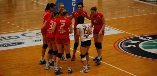 Ea este cea mai tanara sportiva din Liga Campionilor! Vezi cu cine vrea sa dea Dinamo lovitura in Liga
