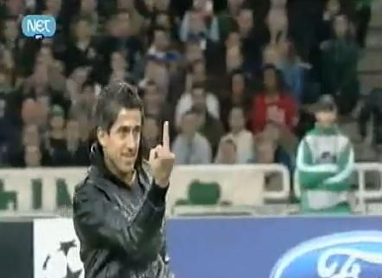 VIDEO Cum il opresti pe Messi: un grec i-a aratat DEGETUL MIJLOCIU!_1