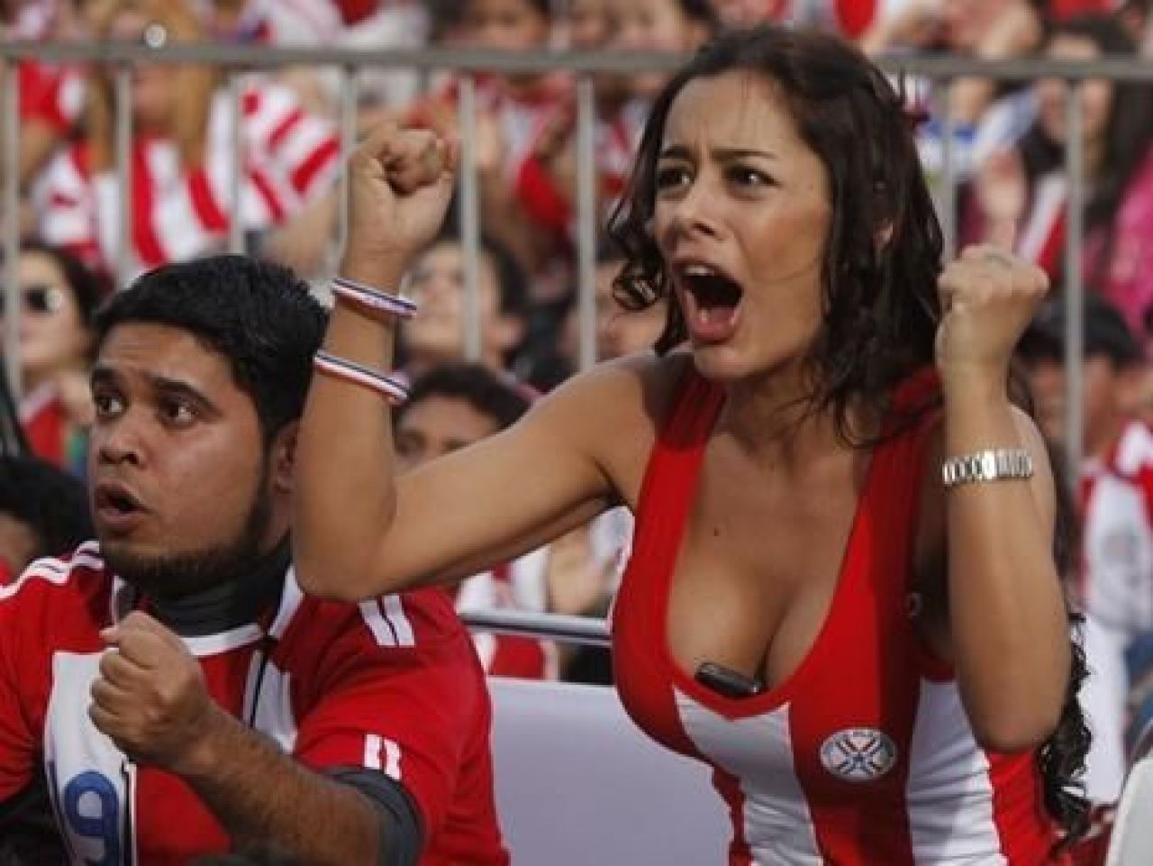 FOTO / Aceste poze vor fi ISTORIE la Cupa Mondiala din 2022! Vezi ce NU vor avea voie fanii sa faca:_10