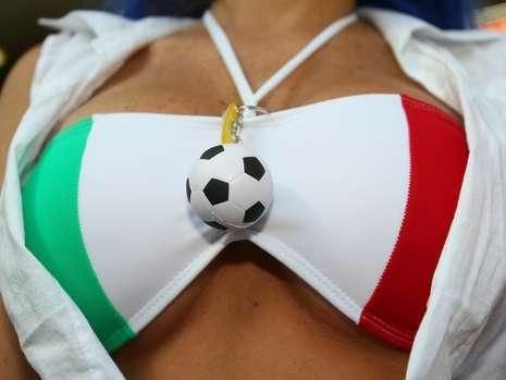 FOTO / Aceste poze vor fi ISTORIE la Cupa Mondiala din 2022! Vezi ce NU vor avea voie fanii sa faca:_27
