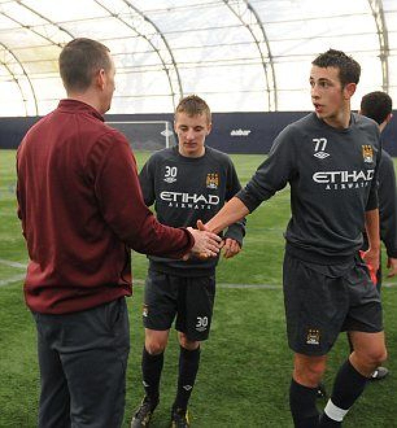 SUPER IMAGINI! Asta e fabrica de fotbalisti a lui City! Ce poti face din 12 milioane de euro!_6