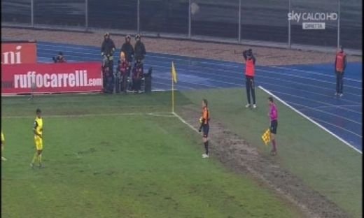 Taddei a inventat OUT-ul batut din teren! FOTO