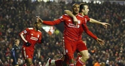 VIDEO / Liverpool o DISTRUGE pe Aston Villa! Vezi golul lui Maxi Rodriguez: