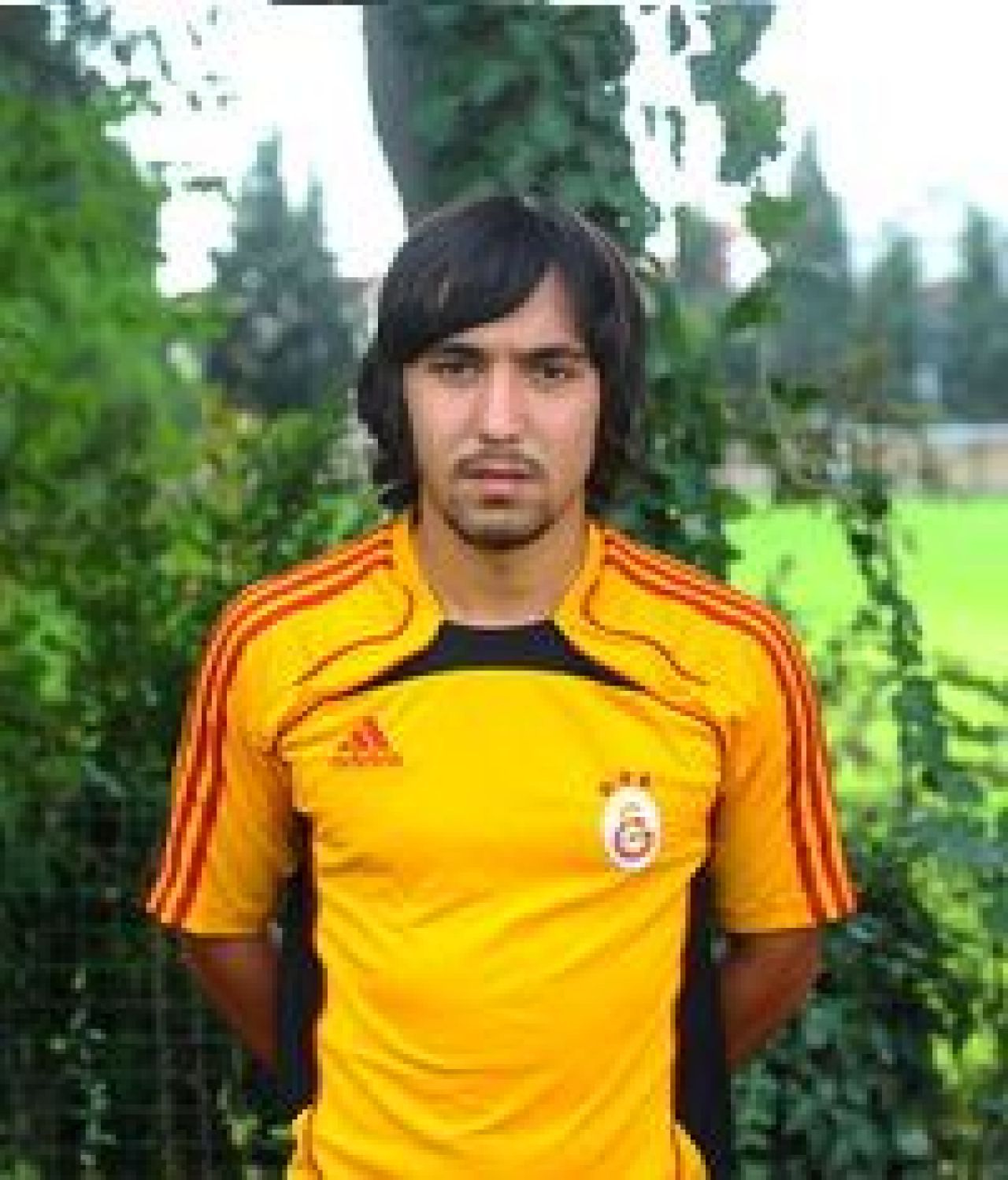 El este pustiul minune pe care il promoveaza Hagi la Galata!_5
