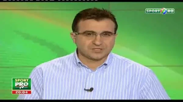 VIDEO: Vezi pentru cine s-a imbracat sotia lui Borcea in craciunita!