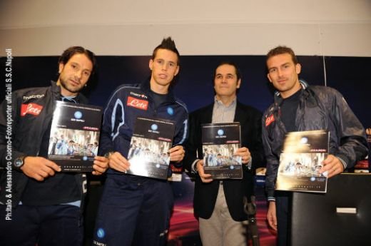 FOTO FOARTE TARE! Hamsik, pustiul minune al lui Napoli, transformat in Harry Potter!_3