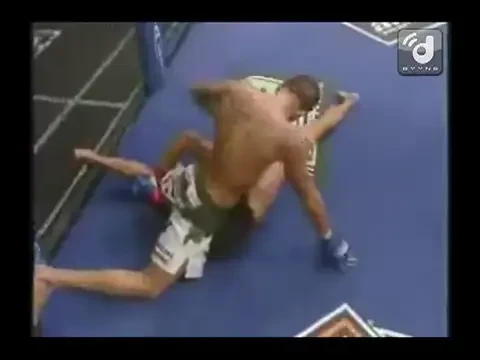 VIDEO: Ca in MATRIX! Trebuie sa vezi acest KO HALUCINANT!