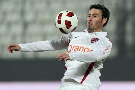 BOMBA ZILEI! Dinamo l-a vandut pe Adrian Cristea la U Cluj pe 2 milioane de euro!