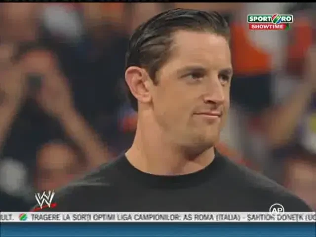 VIDEO: John Cena a INVADAT Raw-ul si a DISTRUS jumatate din Nexus!