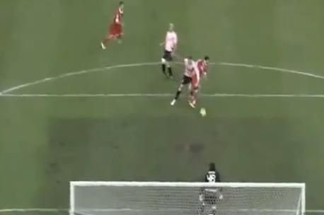 VIDEO Goian a COMIS-O in Italia! Vezi ce penalty a facut cu Bari!