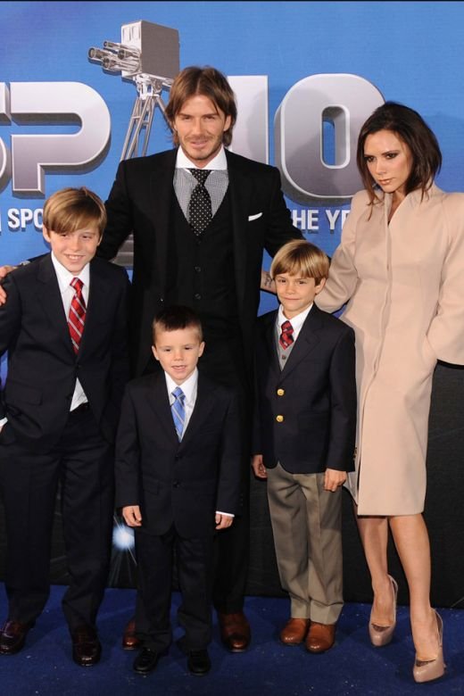 FOTO: Asa nu l-ai mai vazut niciodata! David Beckham a plans ca un copil cand a luat premiu pentru intreaga cariera!_10