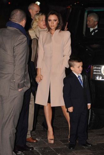 FOTO: Asa nu l-ai mai vazut niciodata! David Beckham a plans ca un copil cand a luat premiu pentru intreaga cariera!_12