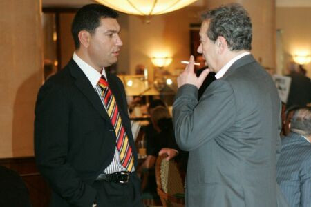 MESAJUL suporterilor pentru Badea: VINDE DINAMO ACUM!!!