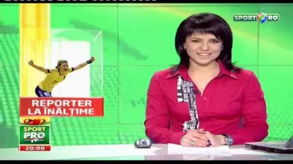 Imagini UNICE! Ada Nechita, reporter ProTV in avionul care a adus nationala de la EURO!