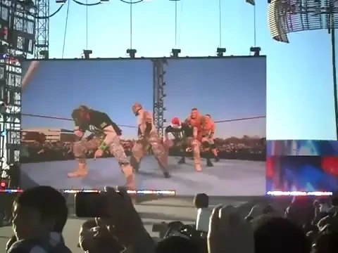 VIDEO: S-au INTORS! D-Generation X au revenit pentru soldatii americani!