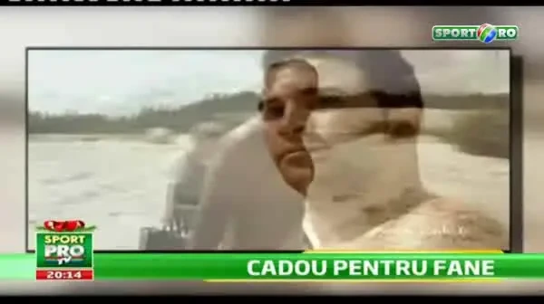 VIDEO / Cel mai SEXY fotbalist din Franta s-a pozat cu rugbystii de la Stade Francais: