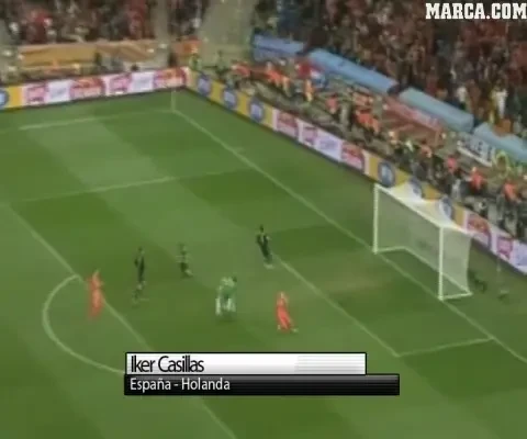 Interventia care i-a adus Spaniei Cupa Mondiala, in TOP 3 cele mai tari parade din 2010! VIDEO