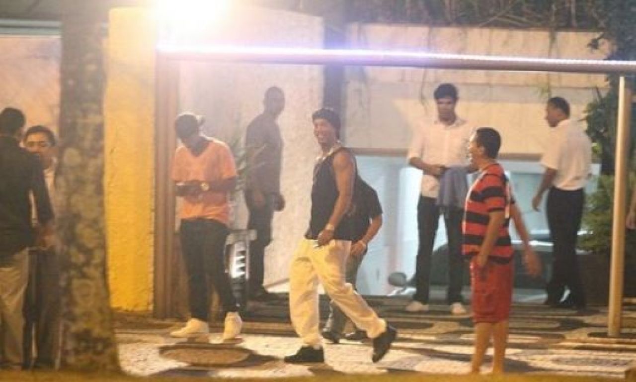 FOTO Ronaldinho si Adriano, ATAC de VIS in Brazilia! Vezi la ce echipa vor sa joace impreuna!_11