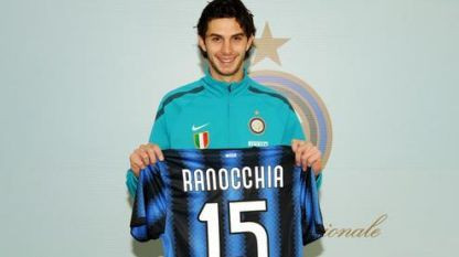 Primul transfer din 2011 pentru INTER: vezi ce super fundas si-a luat!