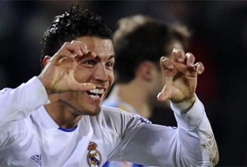 VIDEO / Cristiano Ronaldo si Ozil aduc prima victorie pentru MOUTEAM in 2011! Getafe 2-3 Real Madrid!