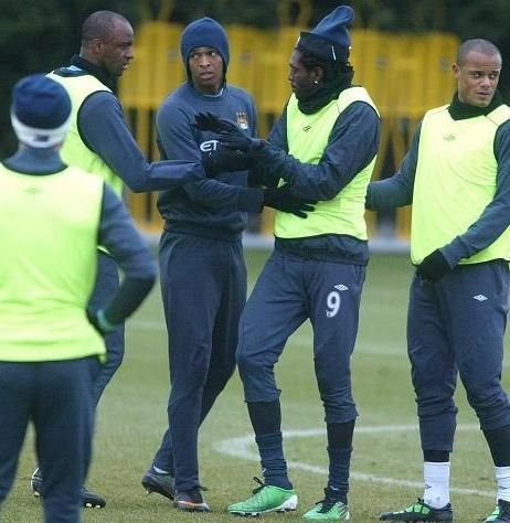 SCANDALOS! Toure si Adebayor s-au BATUT la antrenamente inainte de Arsenal! Vezi cum au fost pedepsiti!_5
