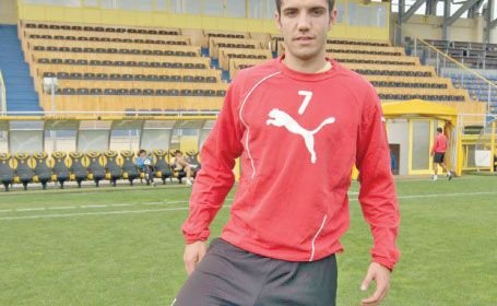 MM a ofertat un pusti dorit de Rapid: are viteza, loveste cu ambele picioare si joaca pe 3 posturi!