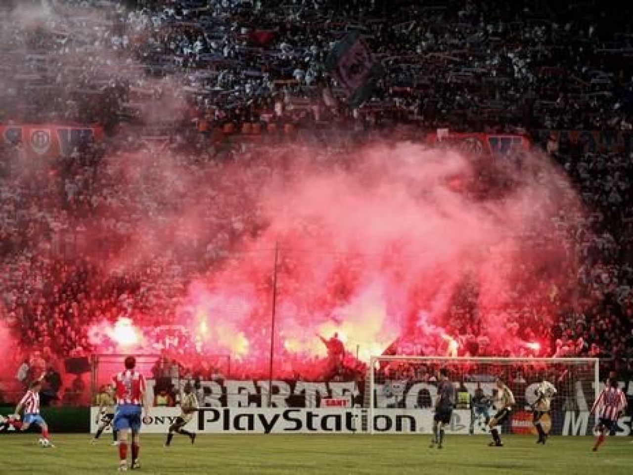 Barcelona are cea mai mare medie de spectatori din Europa! Bundesliga domina TOP 30! Vezi aici:_20
