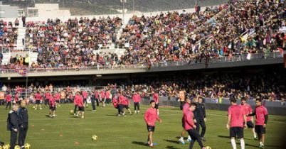 VIDEO SENZATIONAL! Barcelona a strans 15.000 de fani la un ANTRENAMENT!