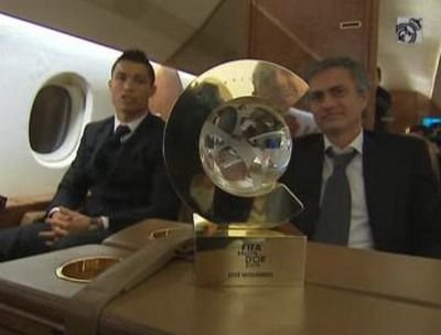 VIDEO Discutiile secrete Mourinho-CR7 in AVION: Cristiano Ronaldo ar trebui sa ia CINCI Baloane de Aur!
