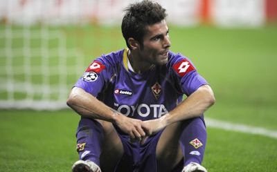 Mutu, UMILIT de Fiorentina! A fost amendat cu 150.000 de euro si INTERZIS in vestiar!