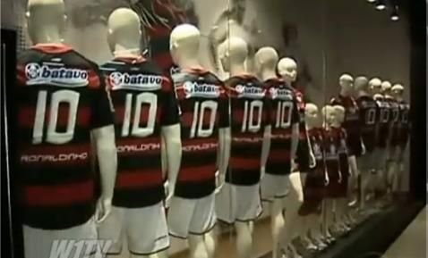 VIDEO: A inceput ISTERIA in Brazilia dupa tricoul lui Ronaldinho la Flamengo!